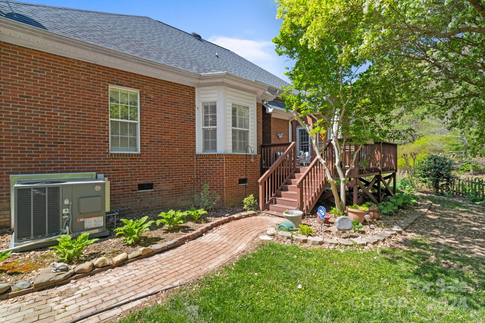 Savannah Way - Residential