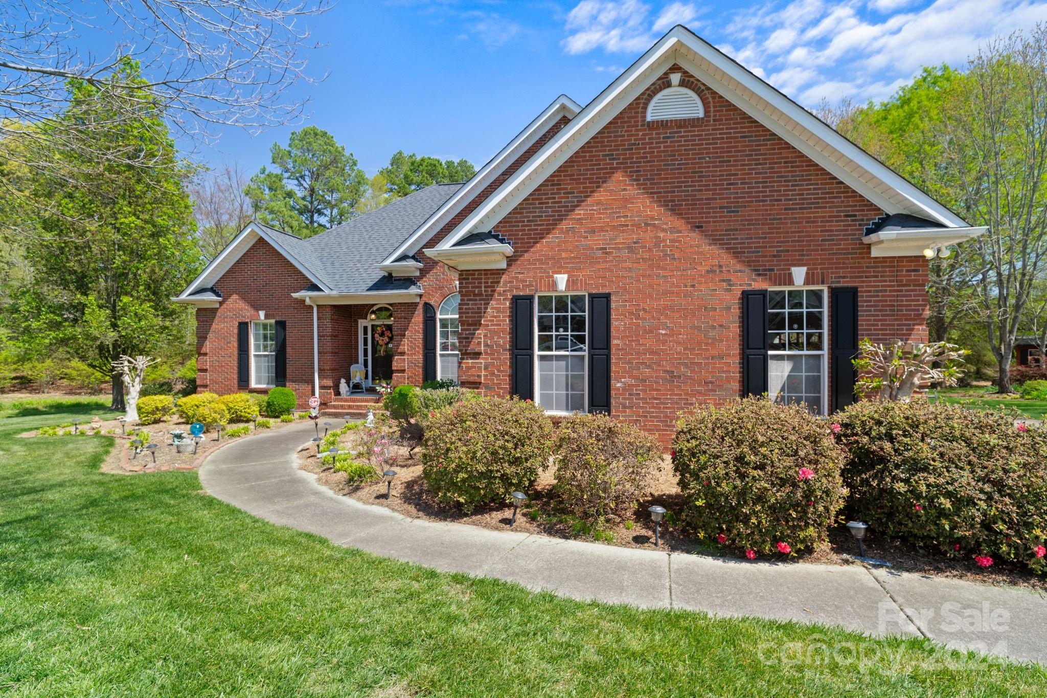 Savannah Way - Residential