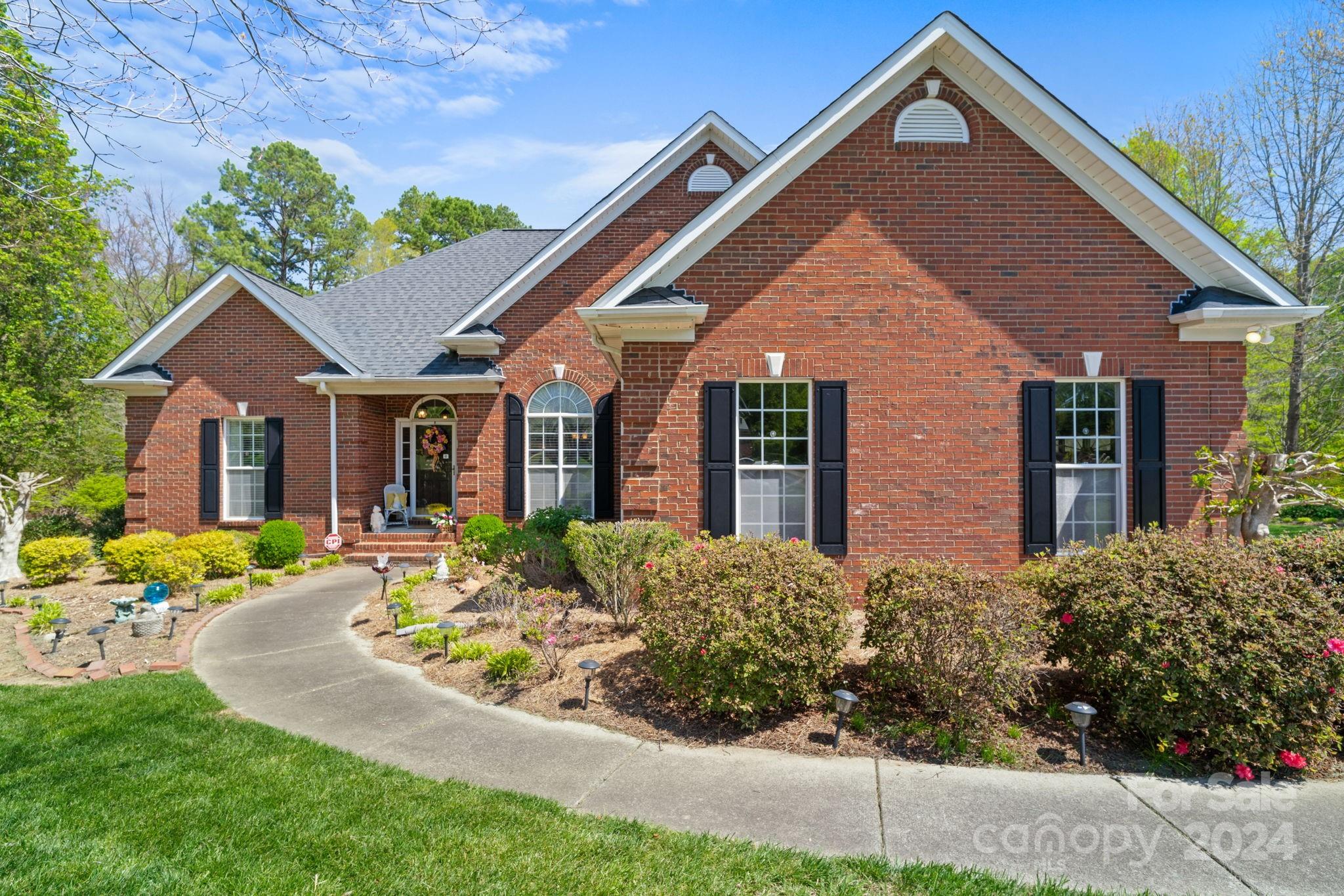 Savannah Way - Residential