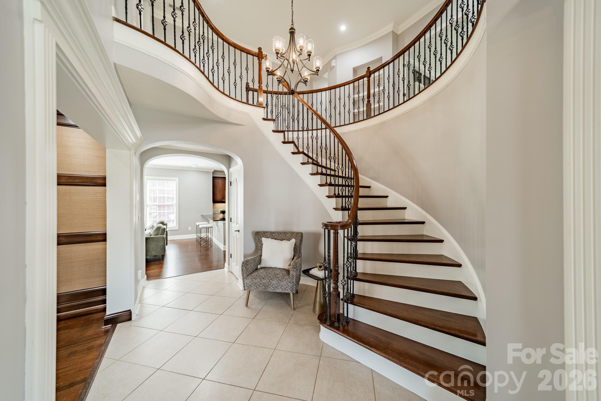 Hollister - Residential