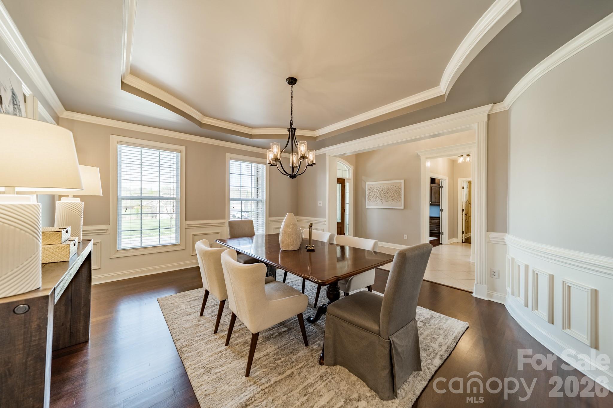 Hollister - Residential