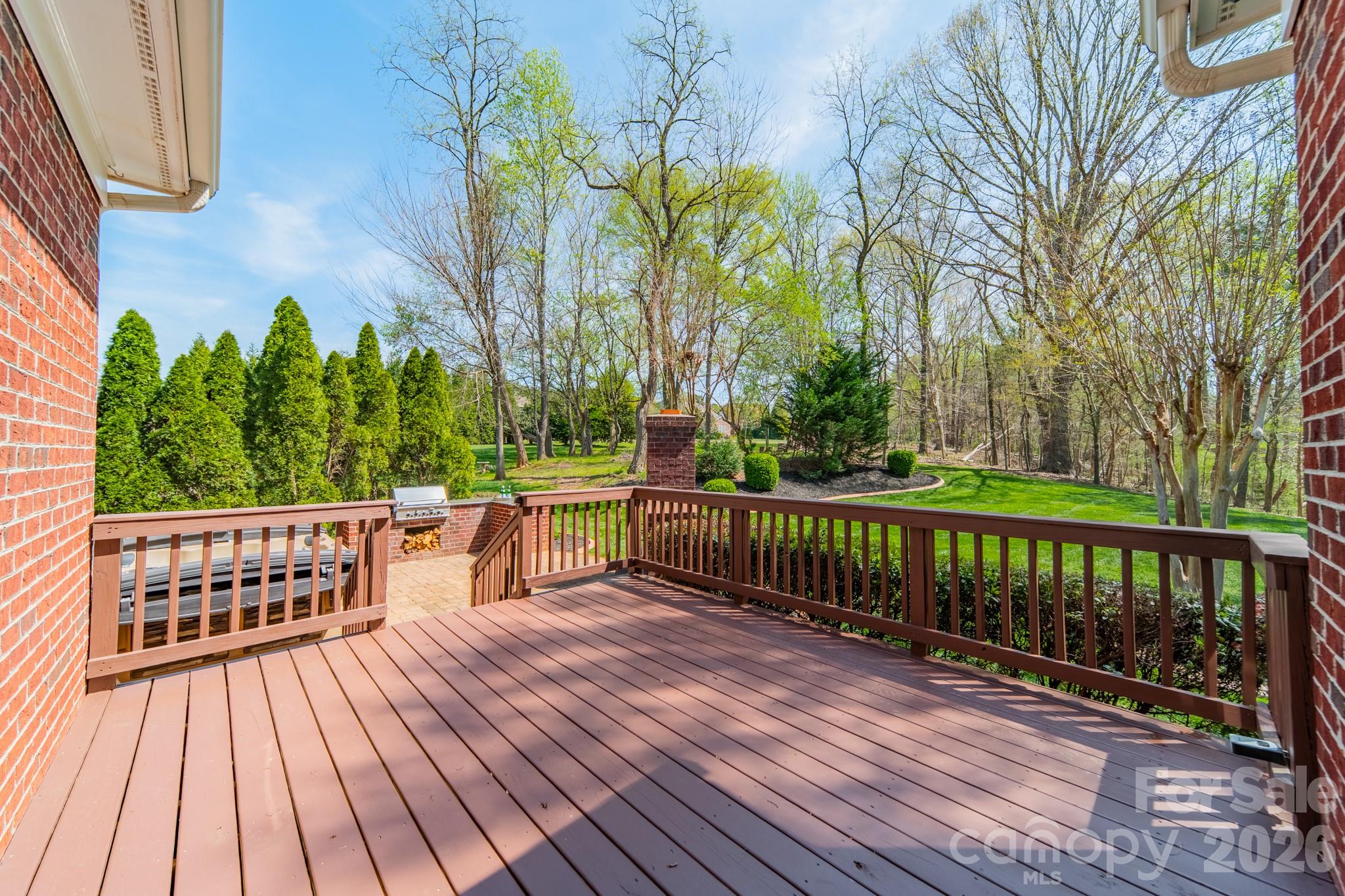 Hollister - Residential