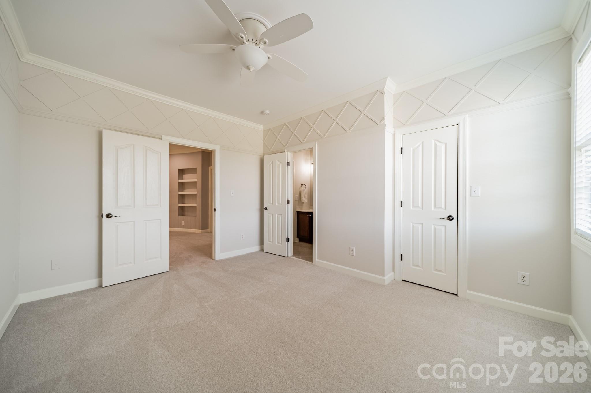 Hollister - Residential