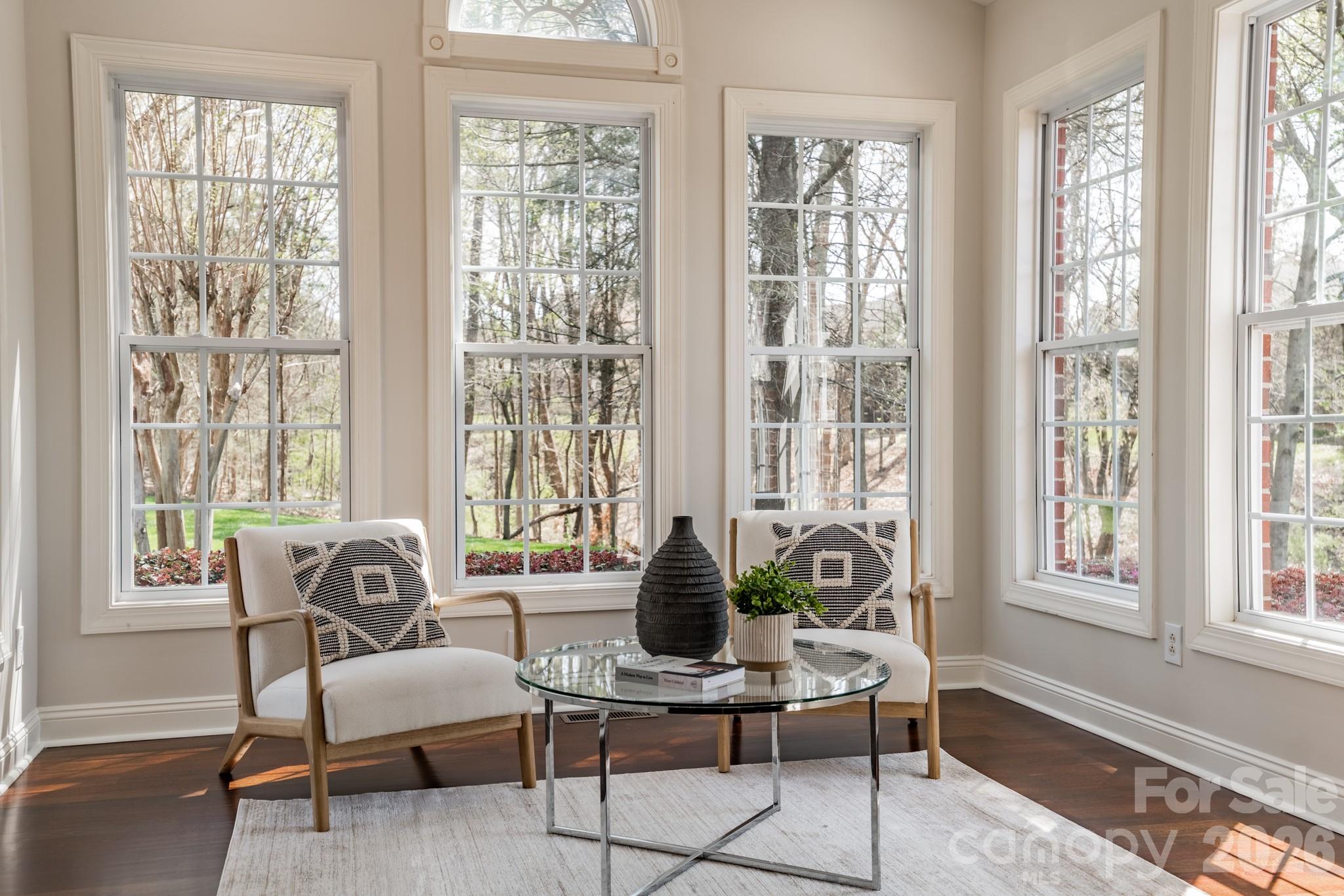 Hollister - Residential