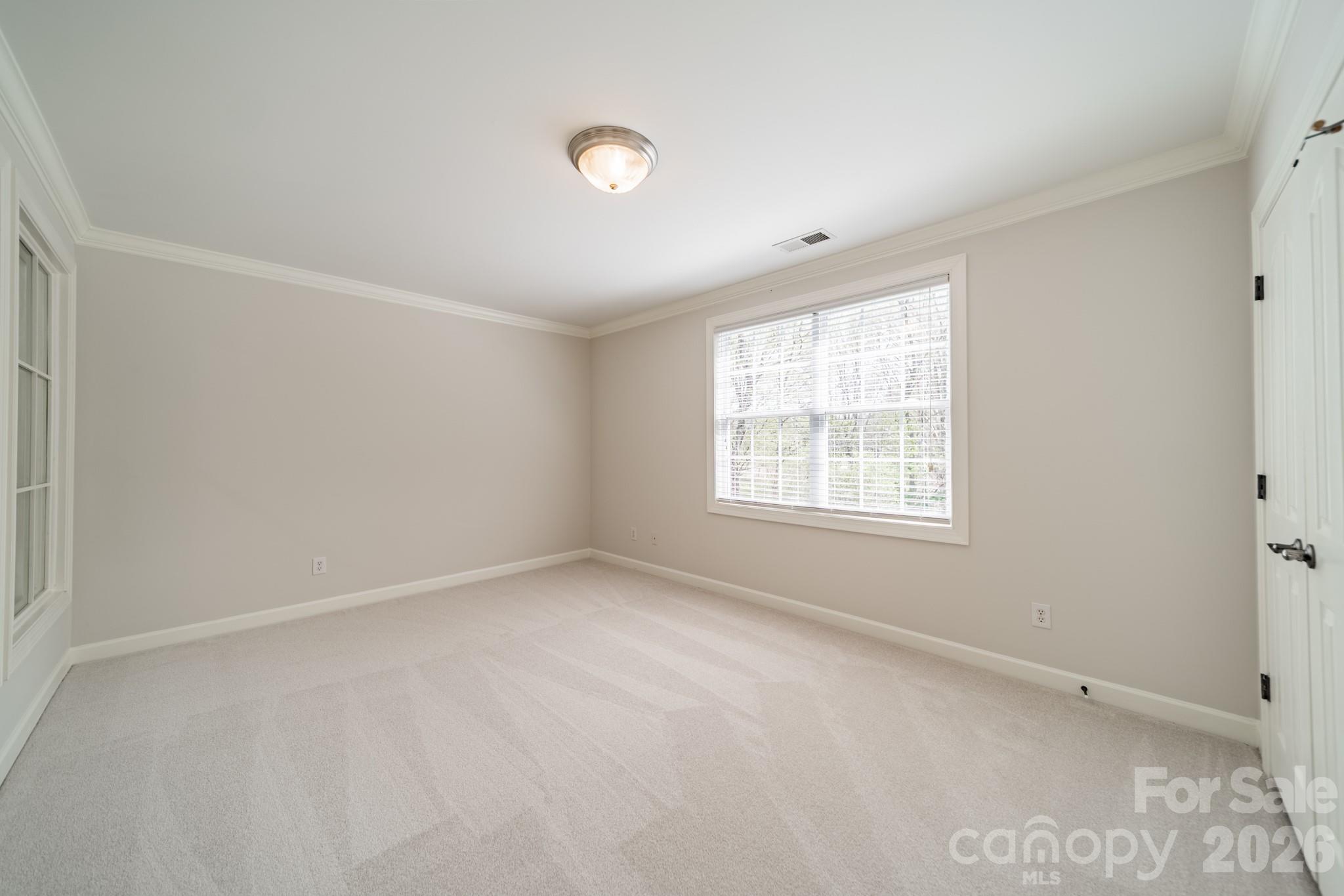 Hollister - Residential