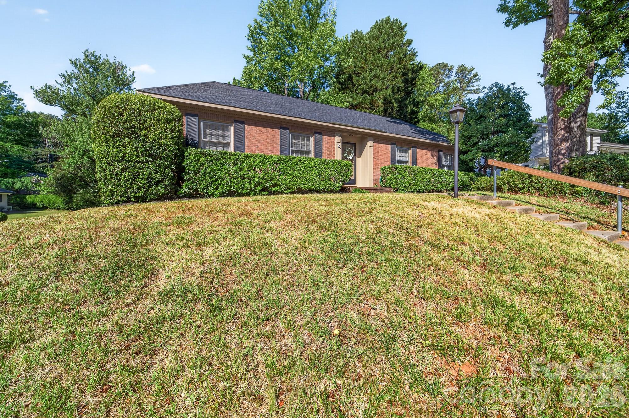 7516 Watercrest Road