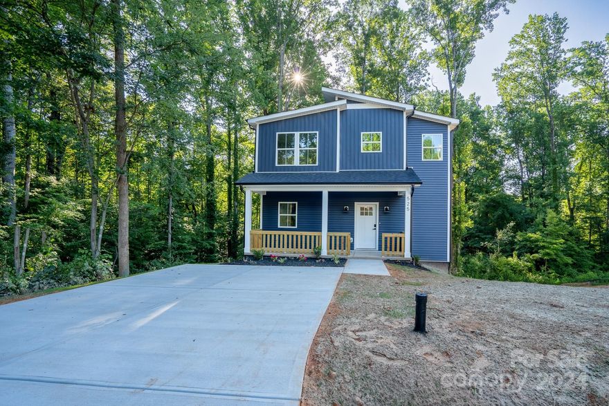 2024 MODERN NEW CONSTRUCTION home with 800 sq ft of unfinished BASEMENT! 525 Crowell Ave is a 3 BR/2.5 BA, located on dead-end street. Walk into this open floor plan that is tastefully lit w/modern lighting and luxury vinyl floors throughout. The large kitchen has custom cabinets with granite countertops and stainless steel appliances. Walk-in laundry/pantry and 1/2 bath are on the main floor. Relax outside looking over the yard and creek on your back deck. In the primary bedroom upstairs you find a large walk-in closet and attached modern shower. The oversized secondary bedrooms have an additional bathroom with tile bathtub. Top it off the additional space in the basement can be finished to expand or use it for storage.