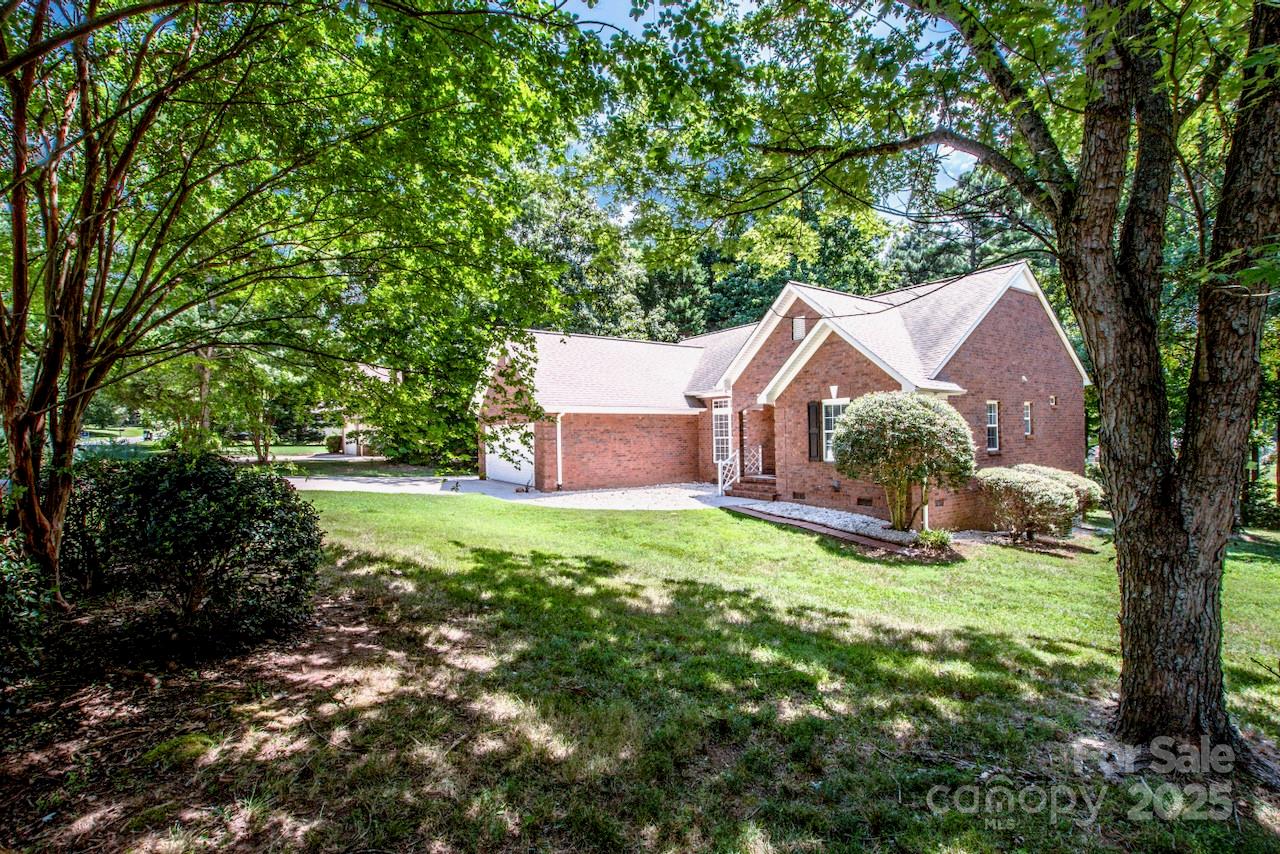 135 Woodstork Cove Drive