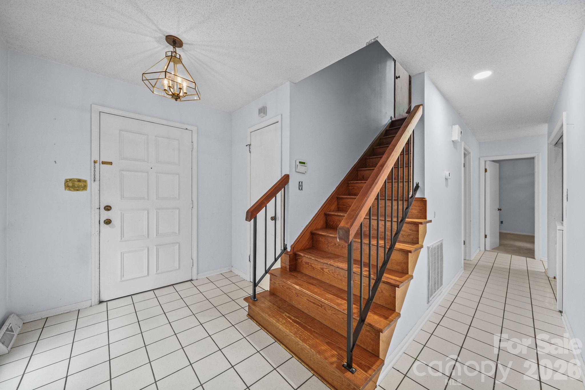 1802 Dogwood Court