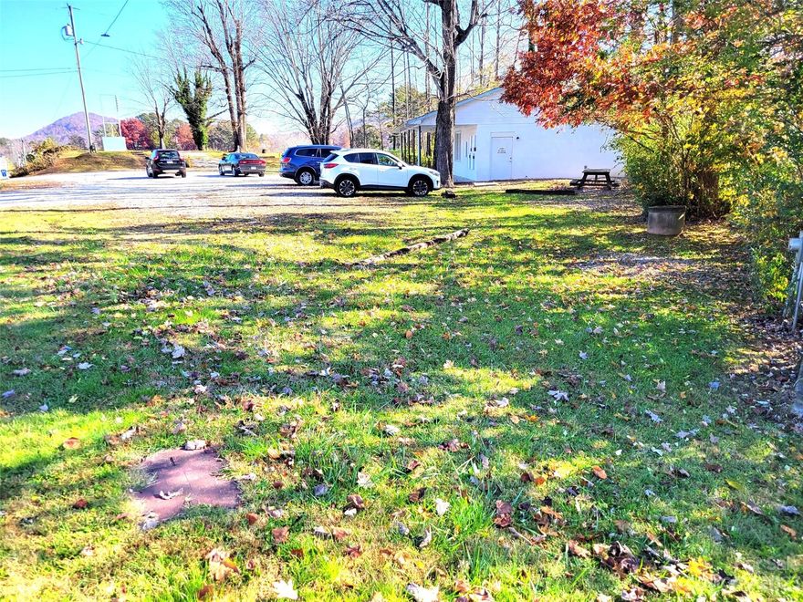 A staple to the Marion community for over 66 years, the Jack Frost Dairy bar and 3.9 ac site is now offered on the market with hopes the site will be developed to a theme commensurate with its long standing history of serving the Marion community. Ideally suited for freestanding retail, specialty QSR, a grocery anchored retail center, medical or mixed-use development, the site offers gentle slopes, mature shade oaks, the full complement of utilities and abundant 4-lane frontage with striking visibility both going and coming. A recognized Marion destination for generations, the high traffic counts, developable topography and favorable zoning make this uniquely nostalgic site one of the best retail sites Marion has to offer. Showings by appointment only!