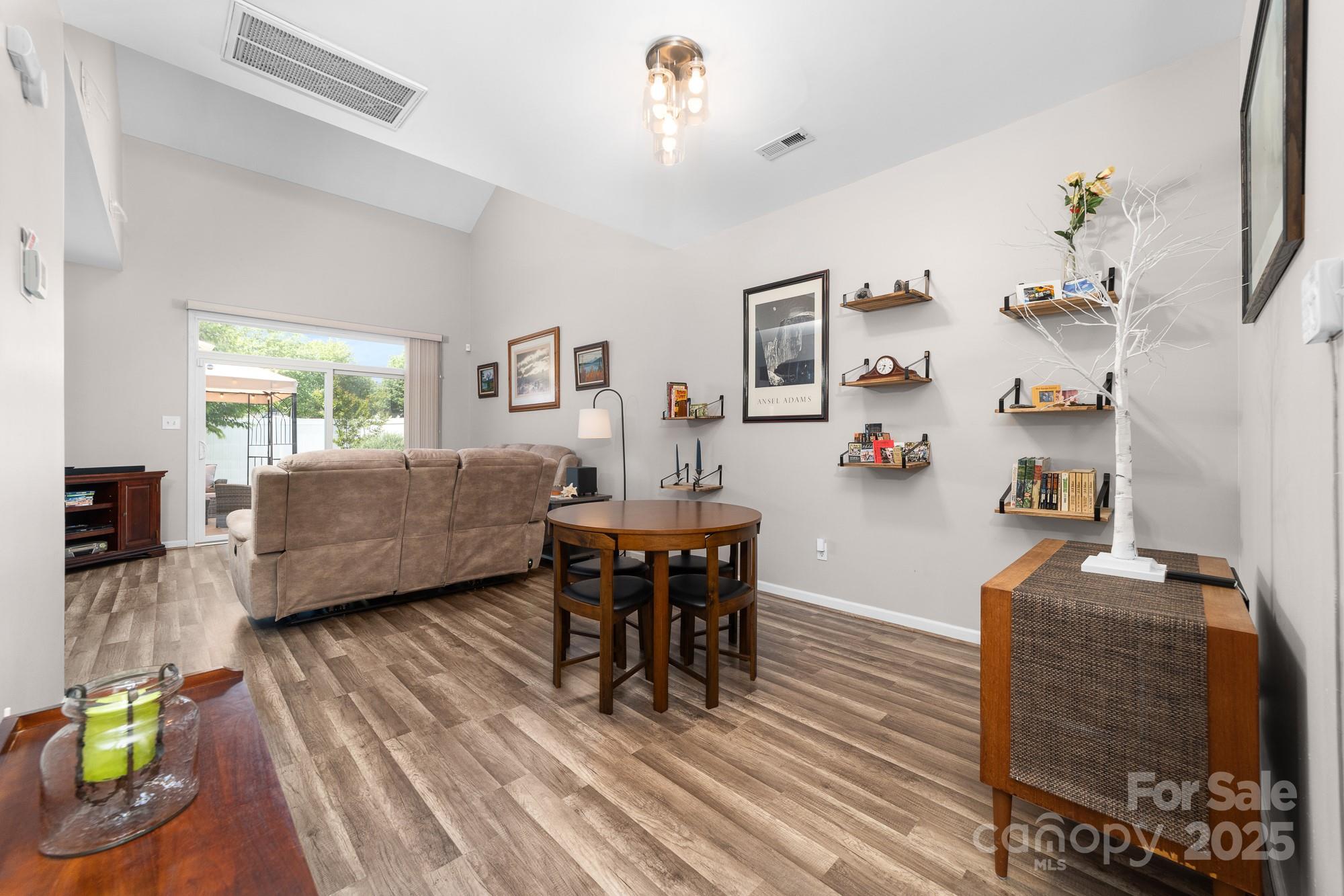 1006 Phil Oneil Drive
