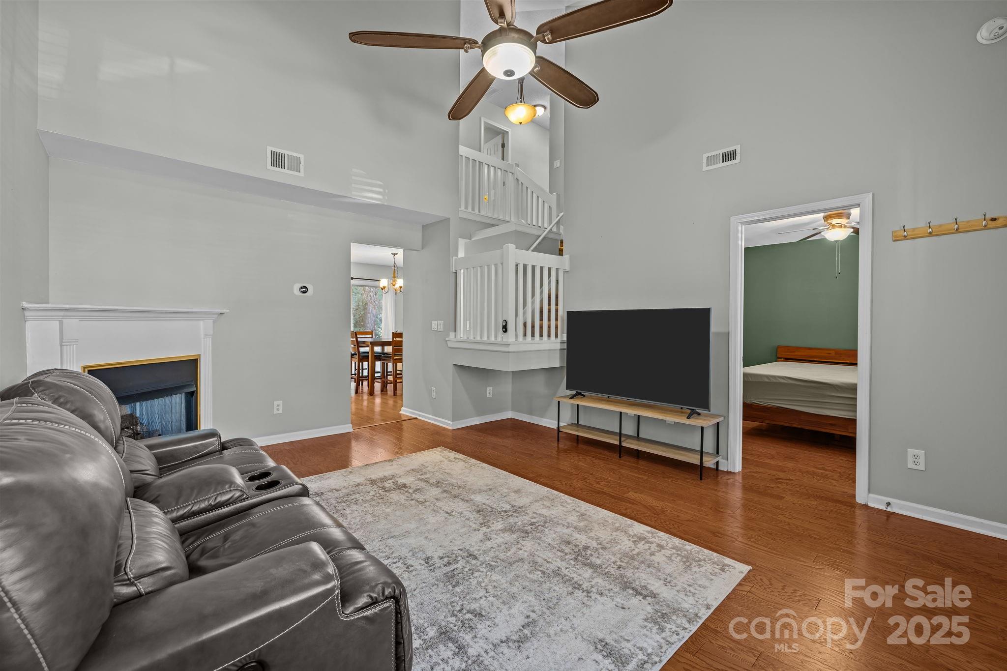 13648 Meade Glen Court