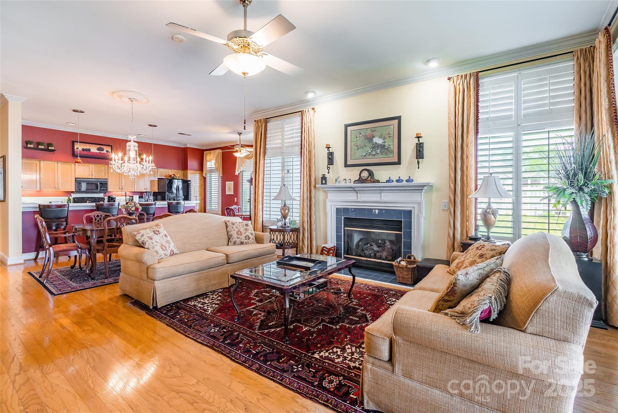 Lake Club - Residential