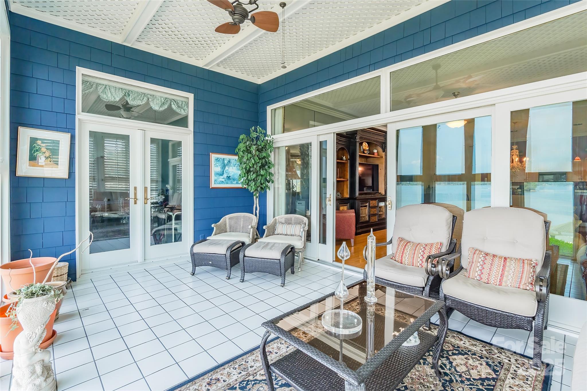 Lake Club - Residential