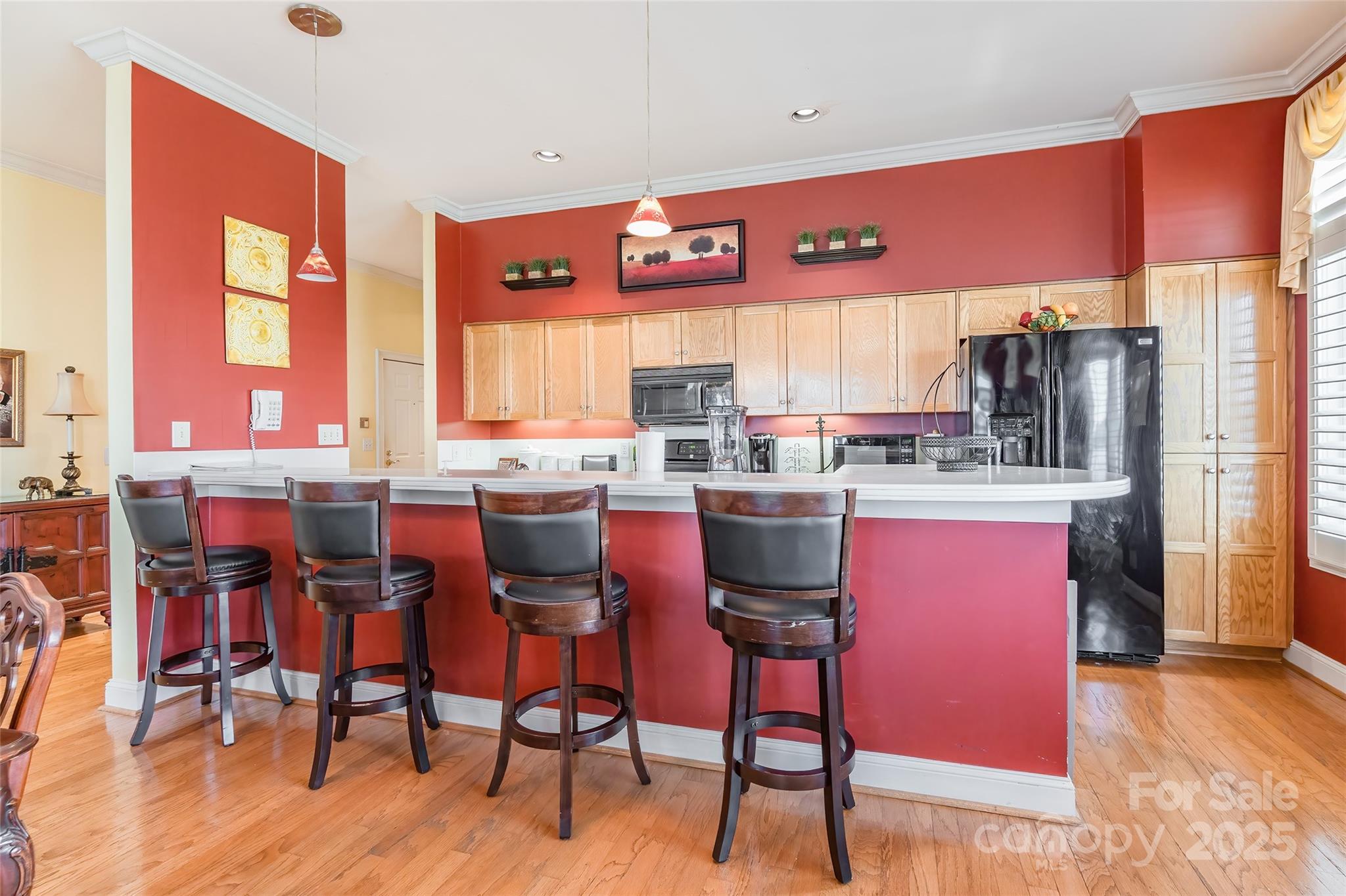 Lake Club - Residential