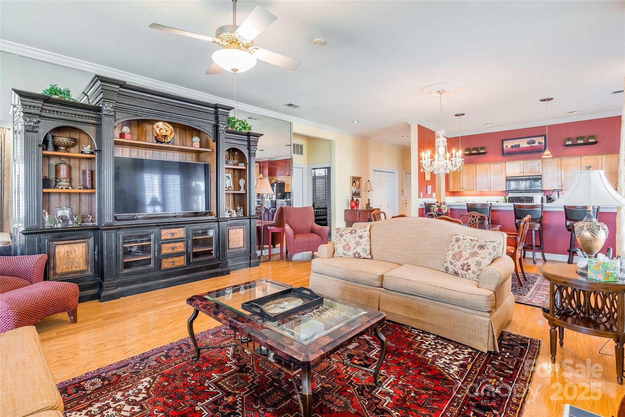 Lake Club - Residential