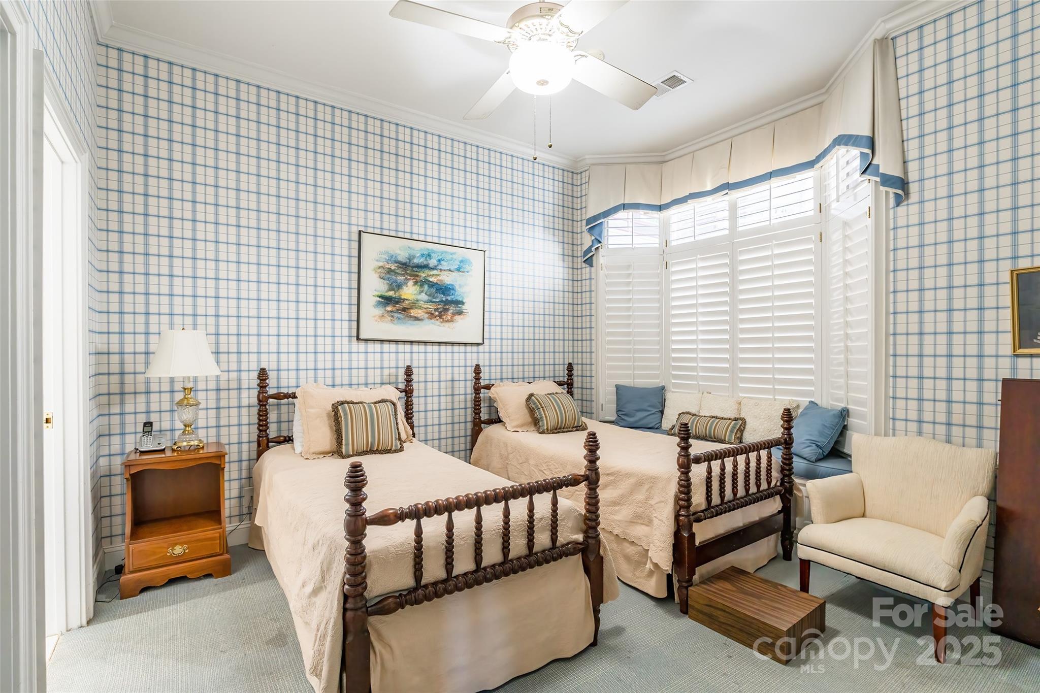 Lake Club - Residential