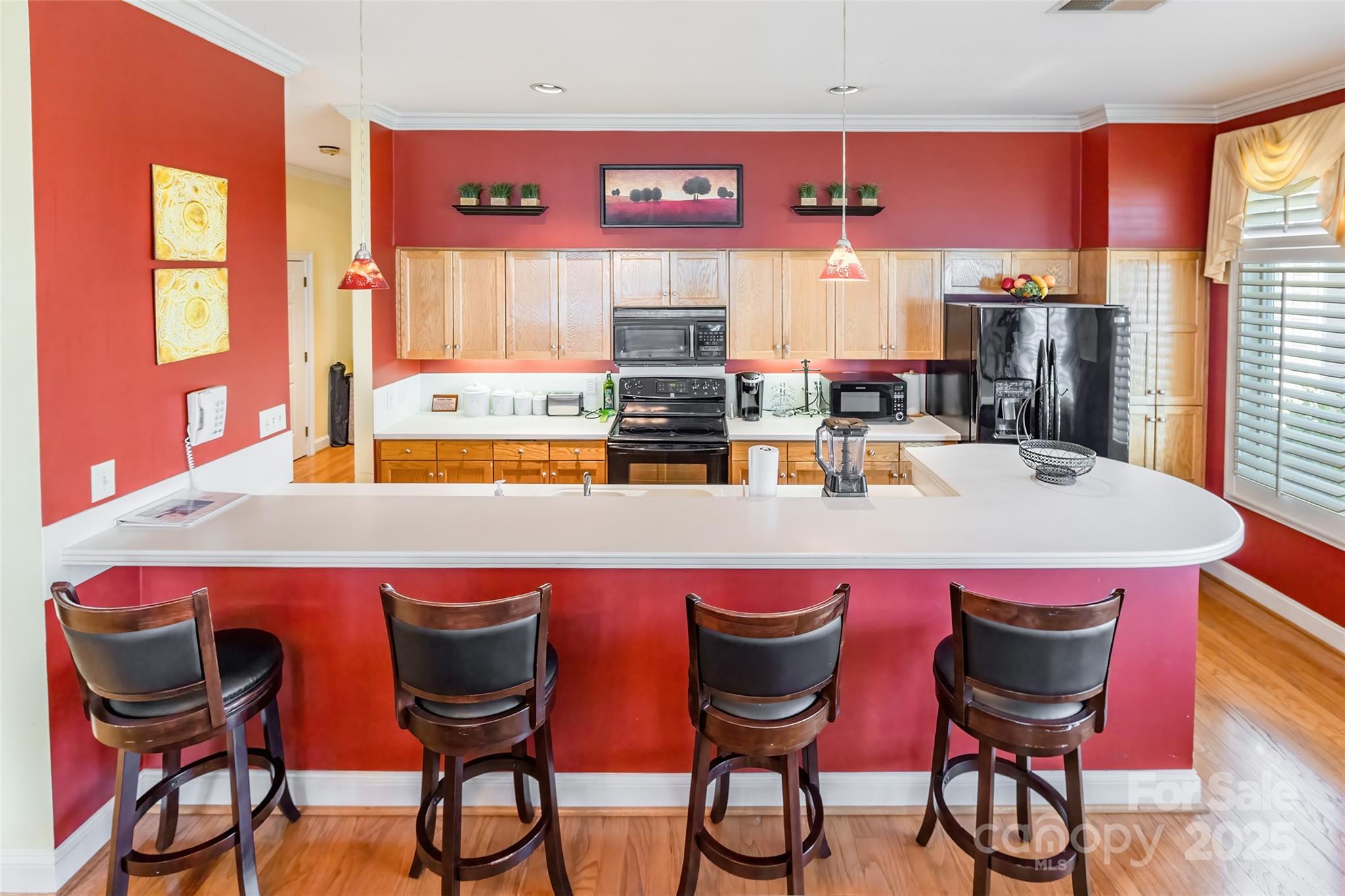 Lake Club - Residential