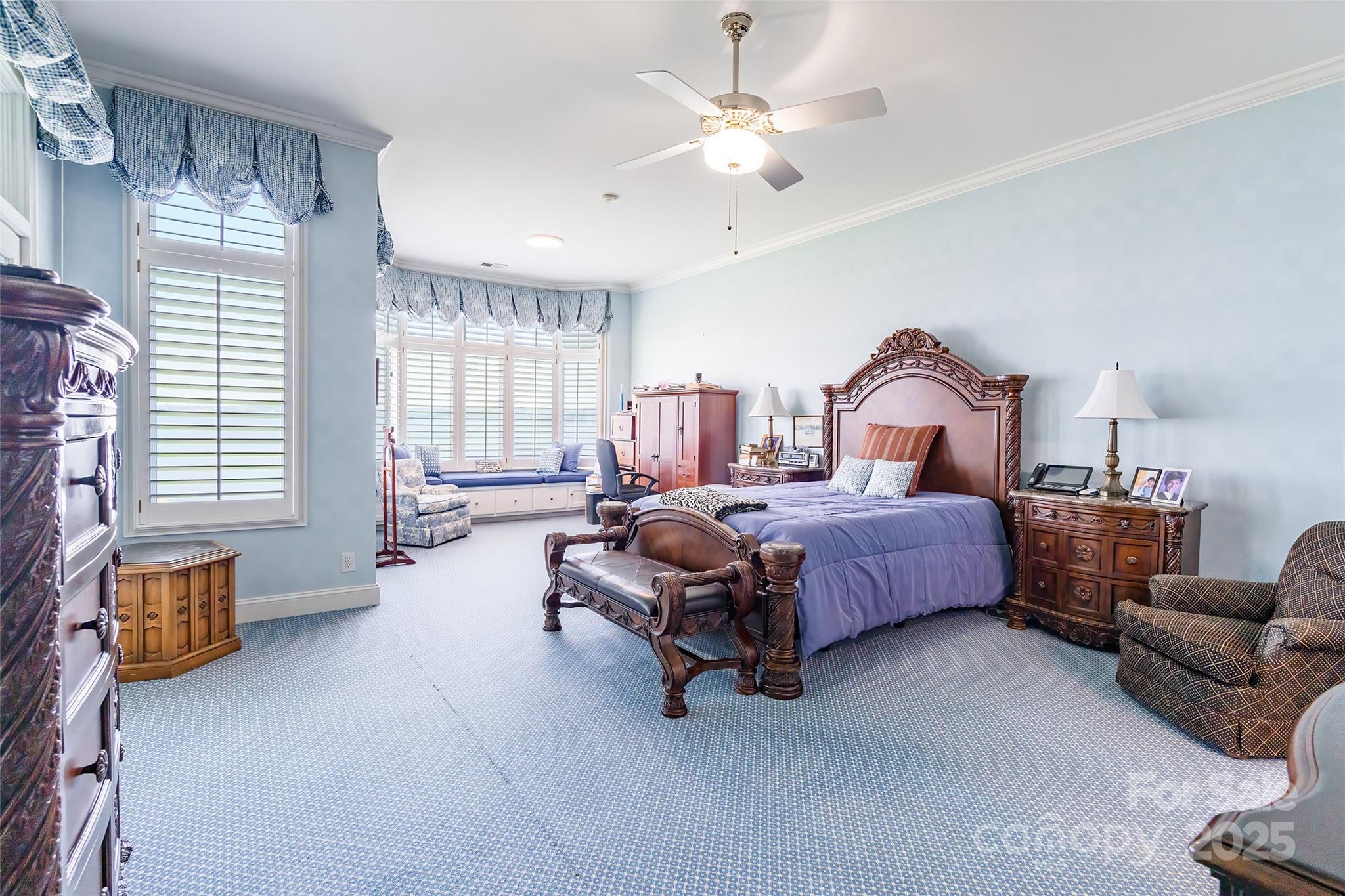 Lake Club - Residential