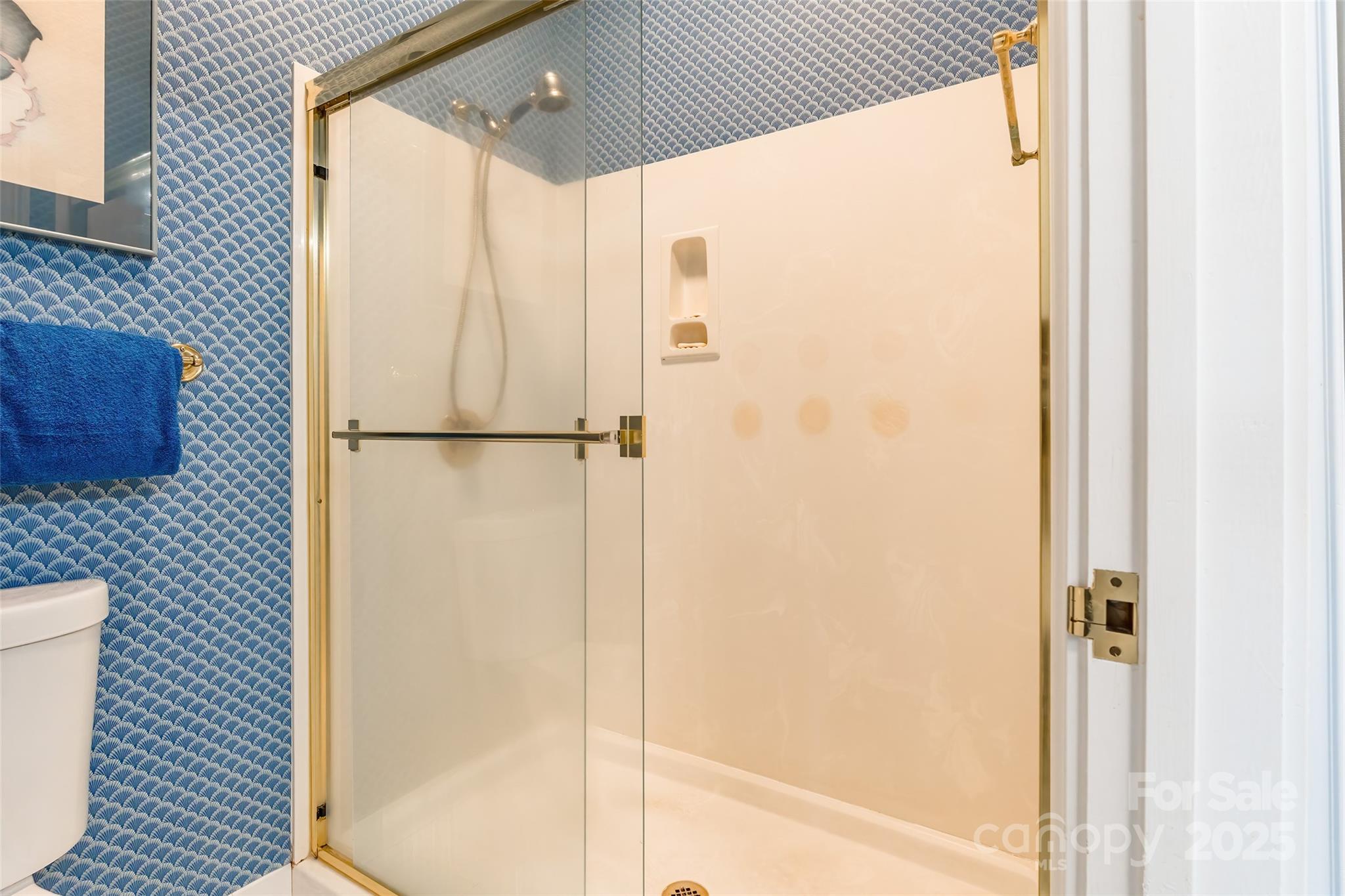 Lake Club - Residential