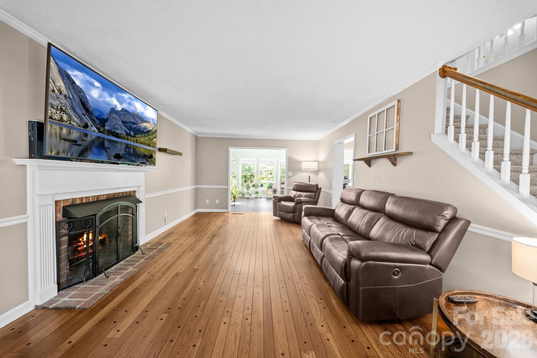 112 Wedgewood Drive