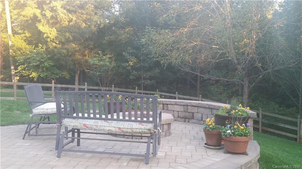 Potters Trace - Residential