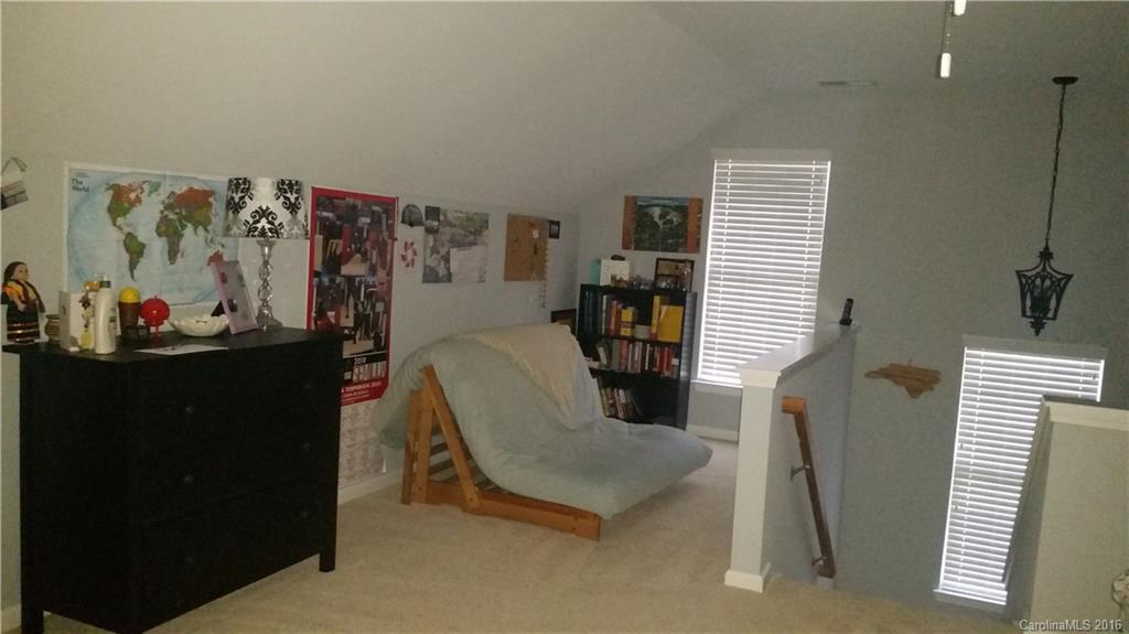 Potters Trace - Residential