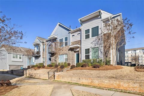 1428 Winding Stream Road Charlotte NC 28206