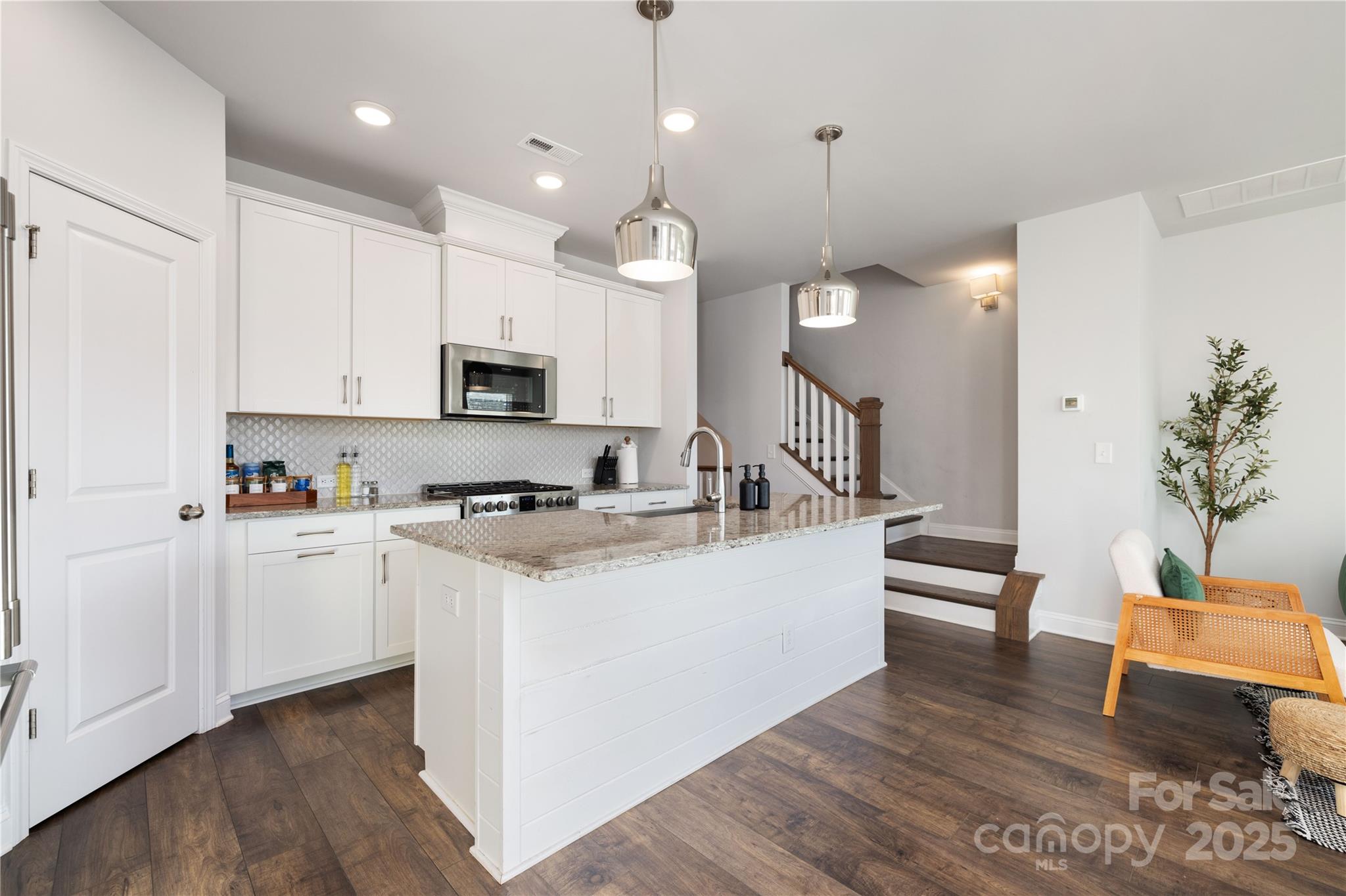 1428 Winding Stream Road