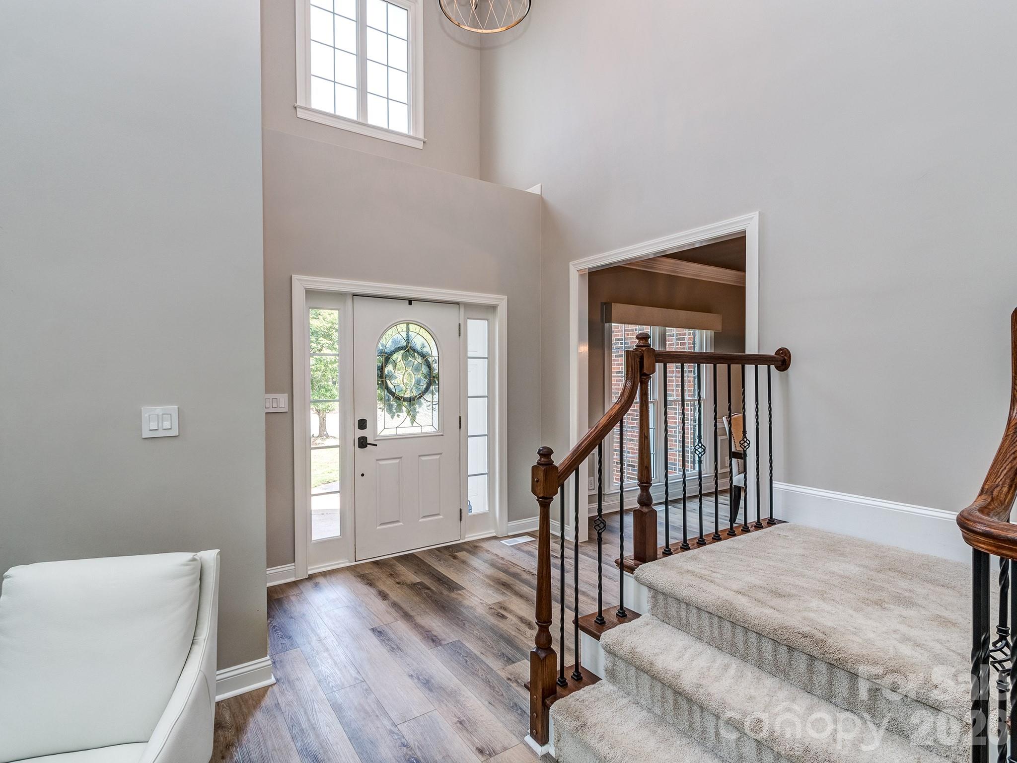 9205 Belmont Lane