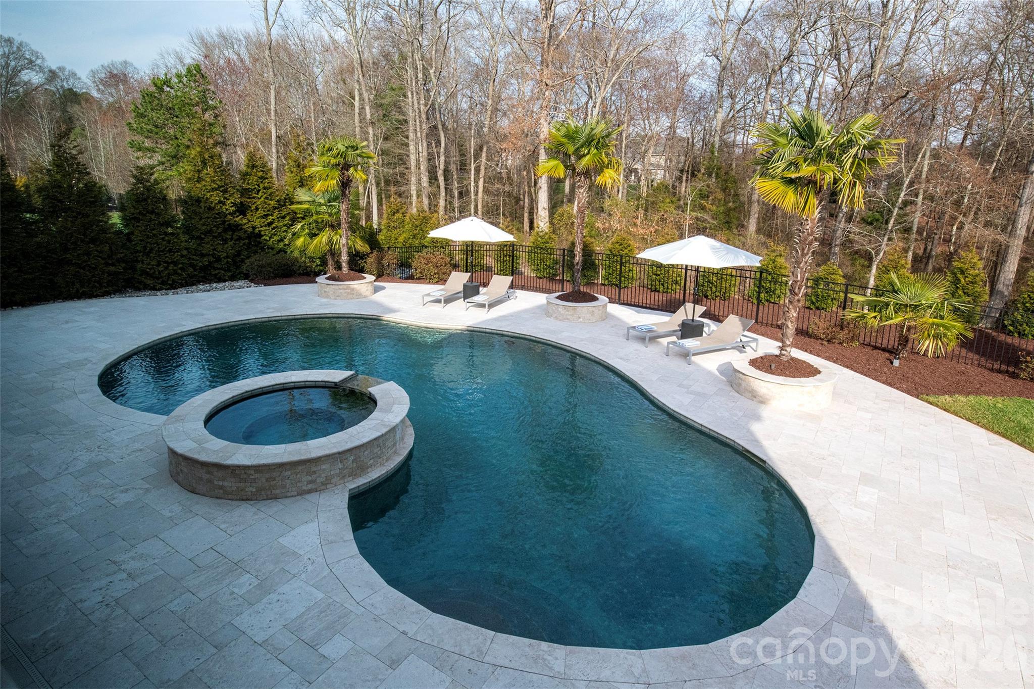 Ladera - Residential