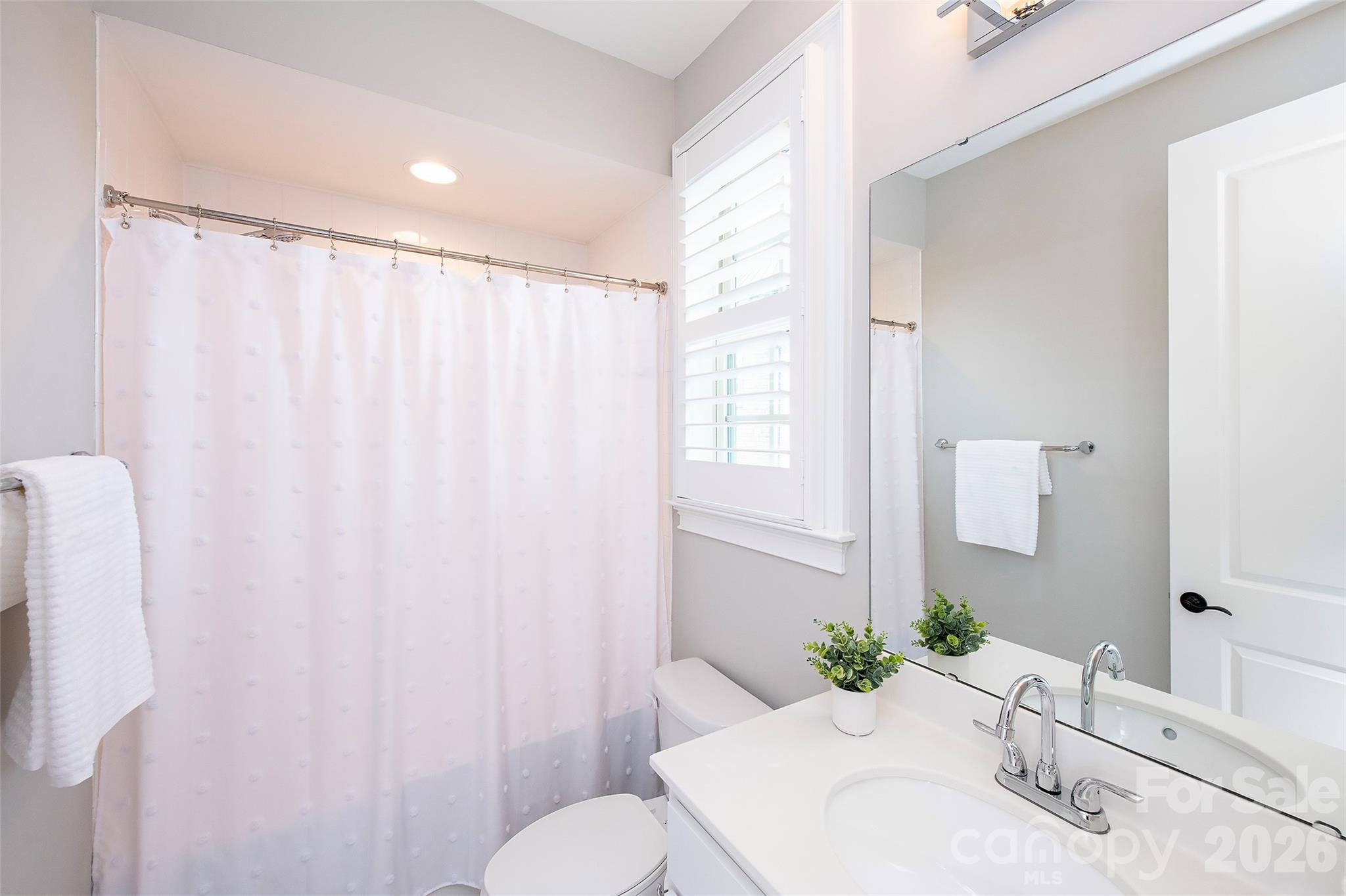 Ladera - Residential