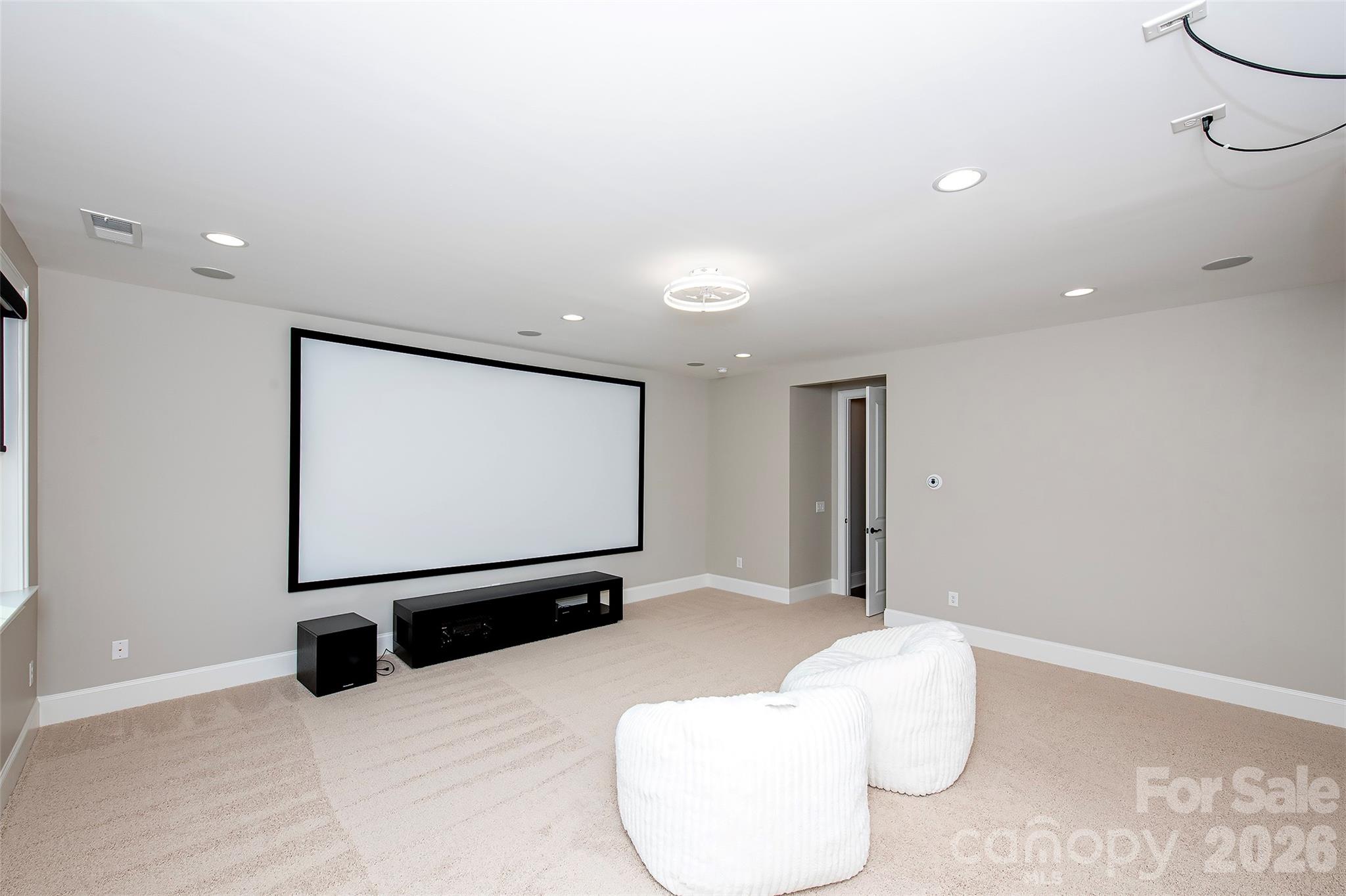 Ladera - Residential