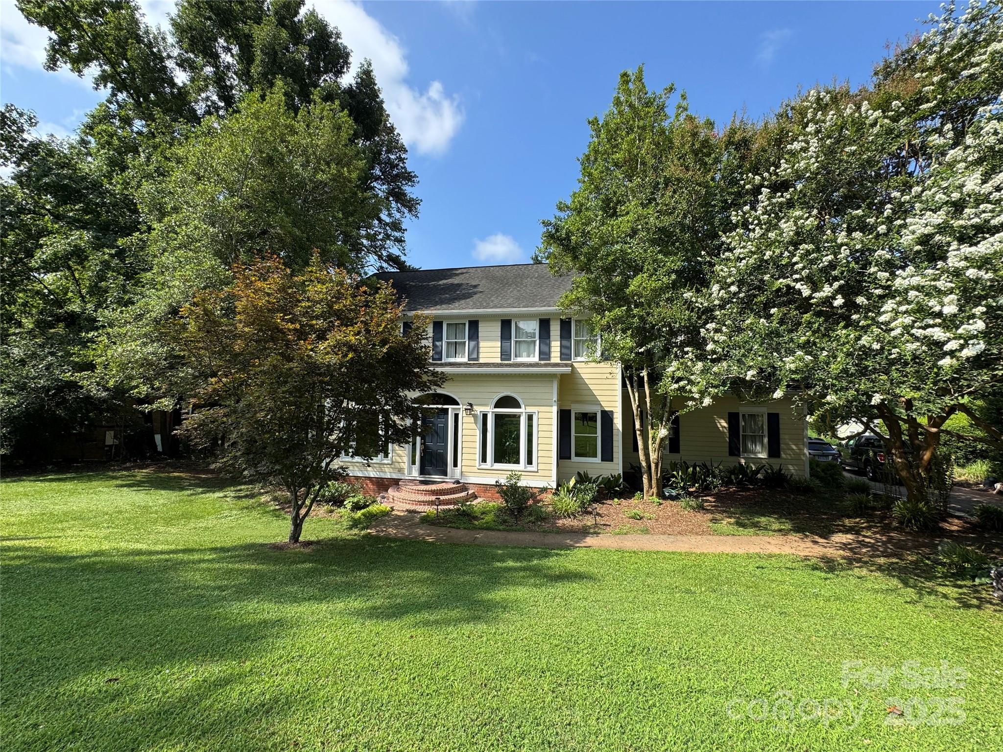 1112 Carole Court
