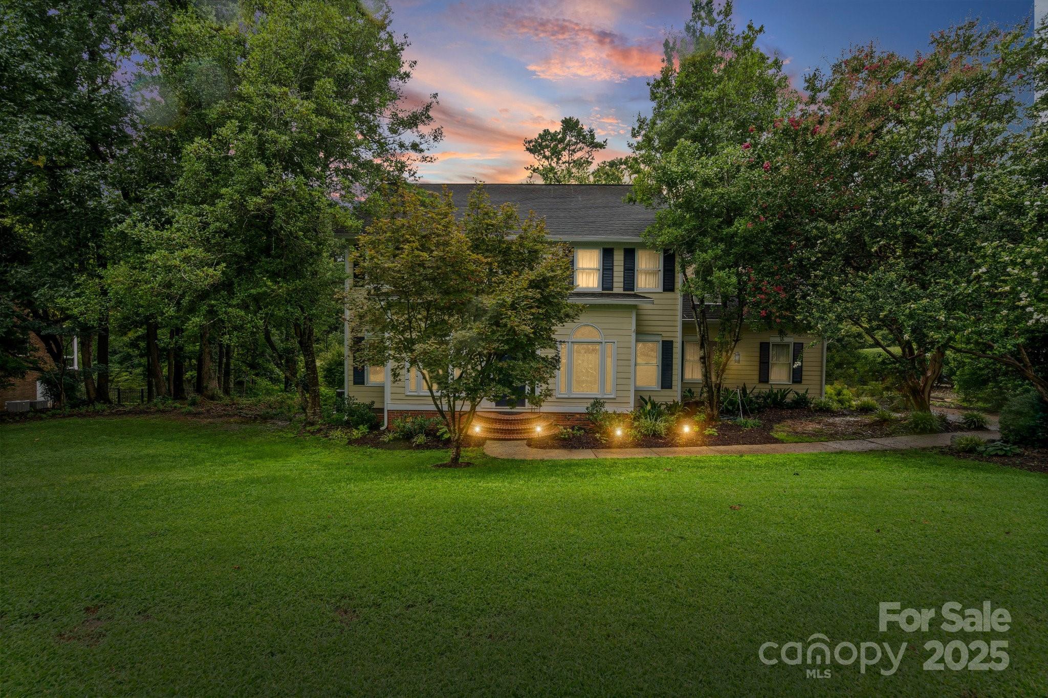 1112 Carole Court