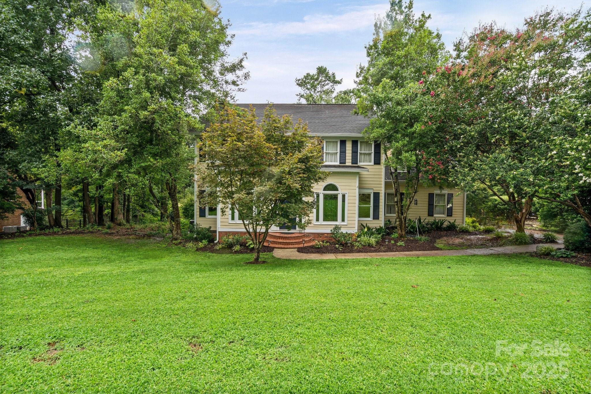 1112 Carole Court