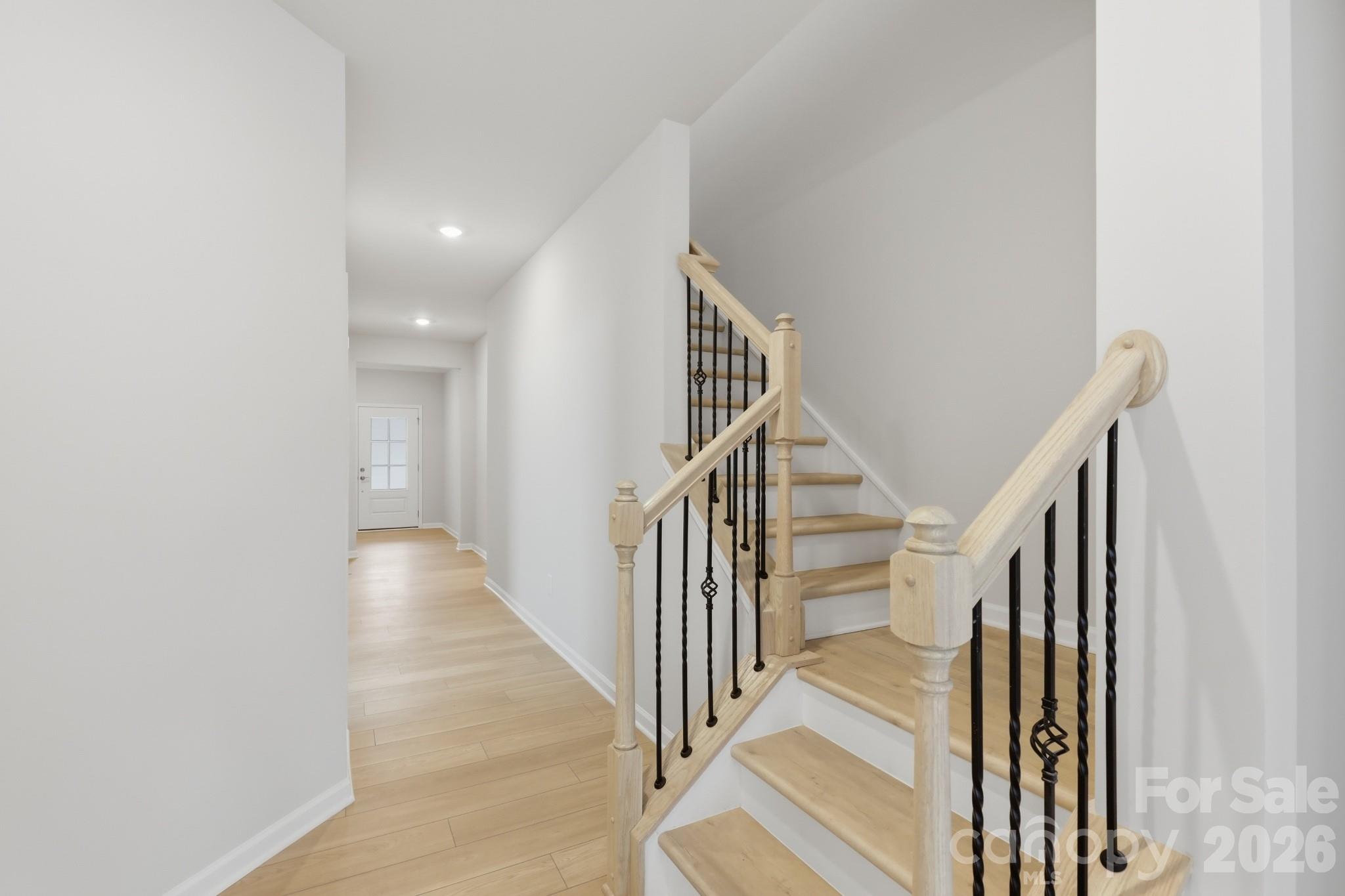 Roselyn - Residential