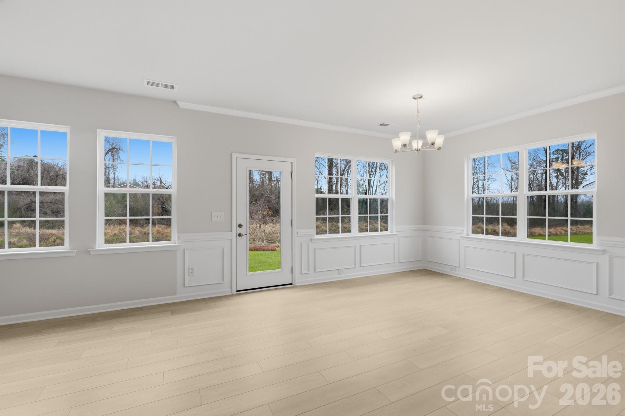 Roselyn - Residential