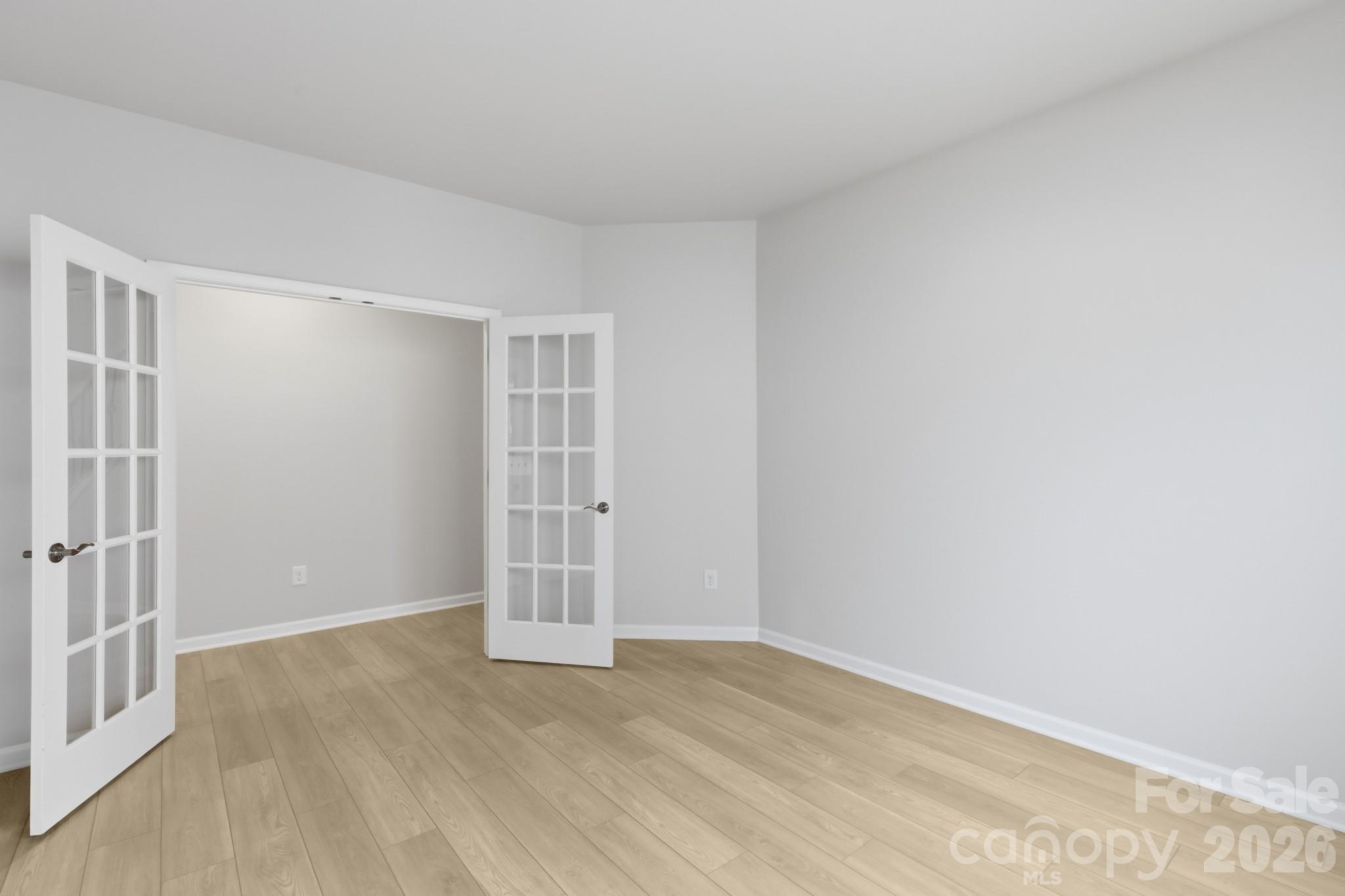 Roselyn - Residential