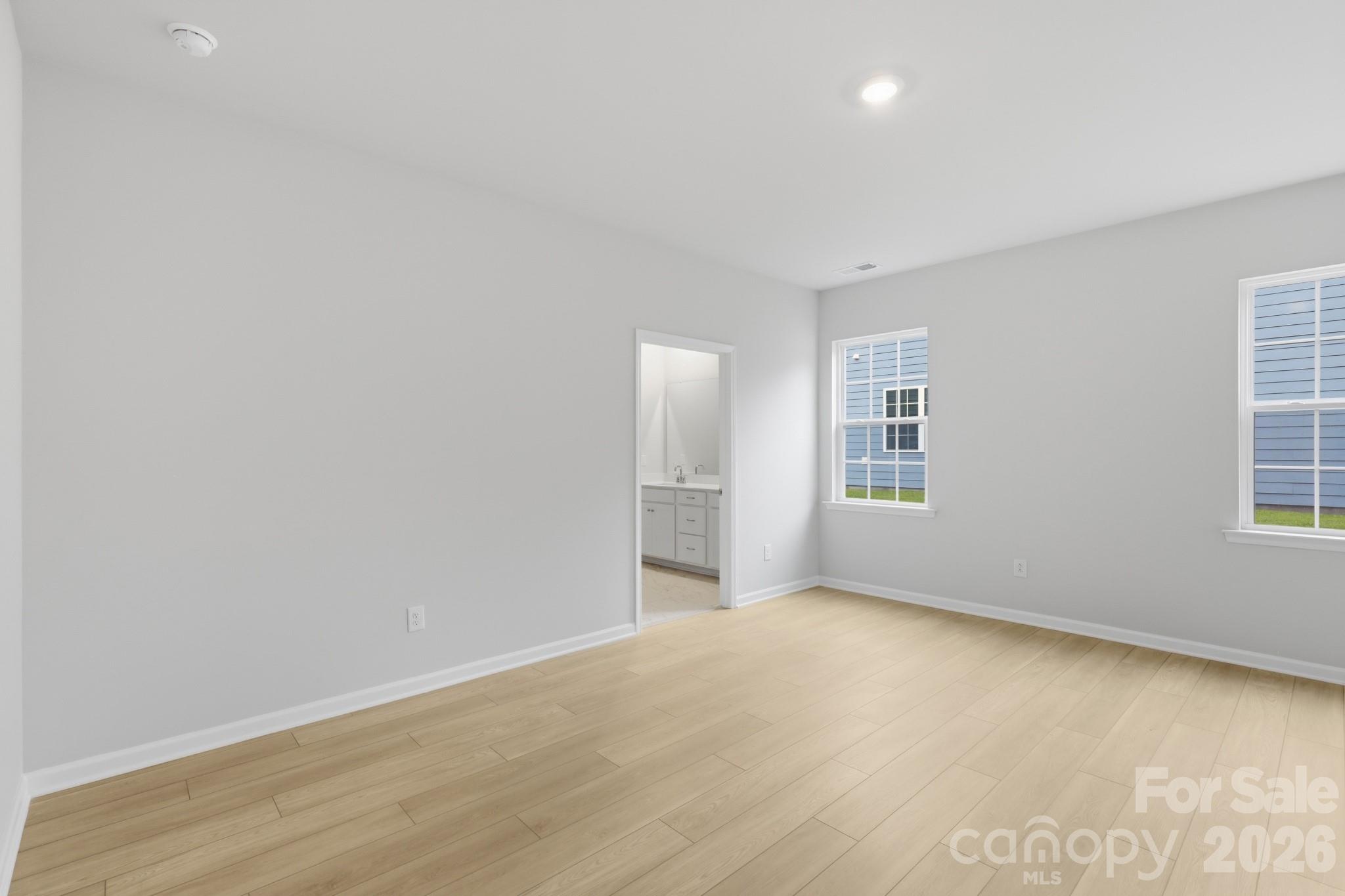 Roselyn - Residential