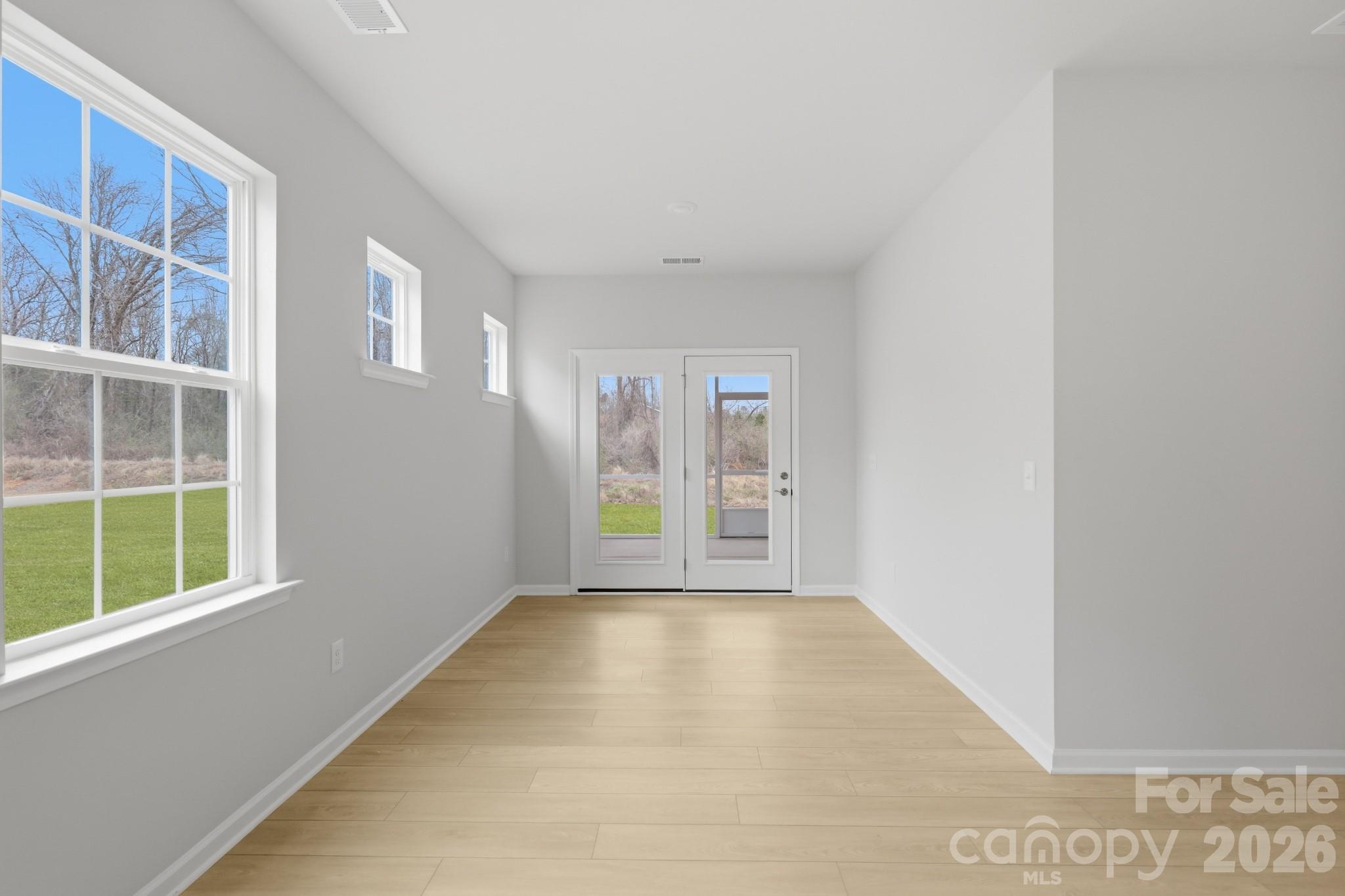 Roselyn - Residential