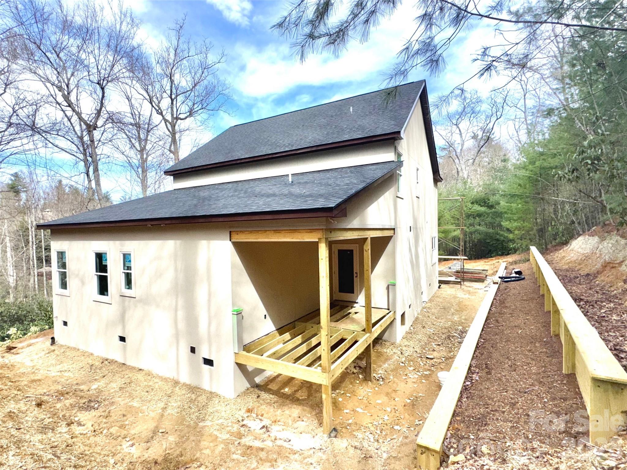 Creekside - Residential