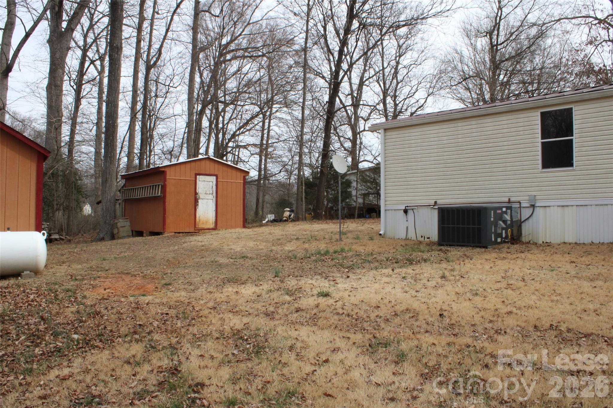 Applewood - Residential Lease