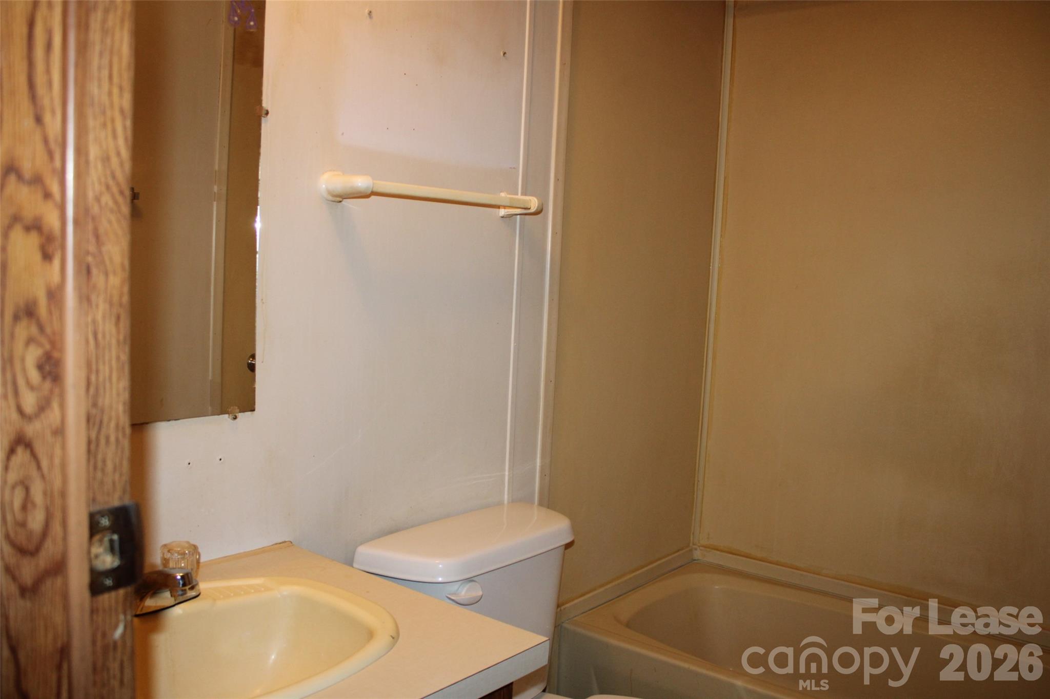 Applewood - Residential Lease