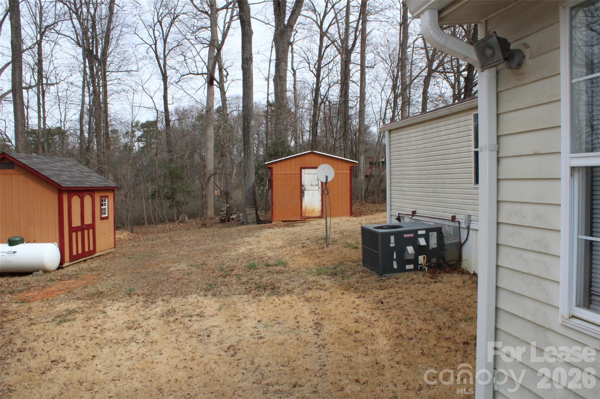 Applewood - Residential Lease