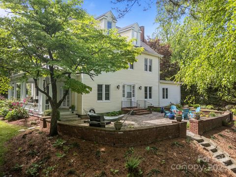 100 Poplar Spring Trail Hendersonville NC 28739