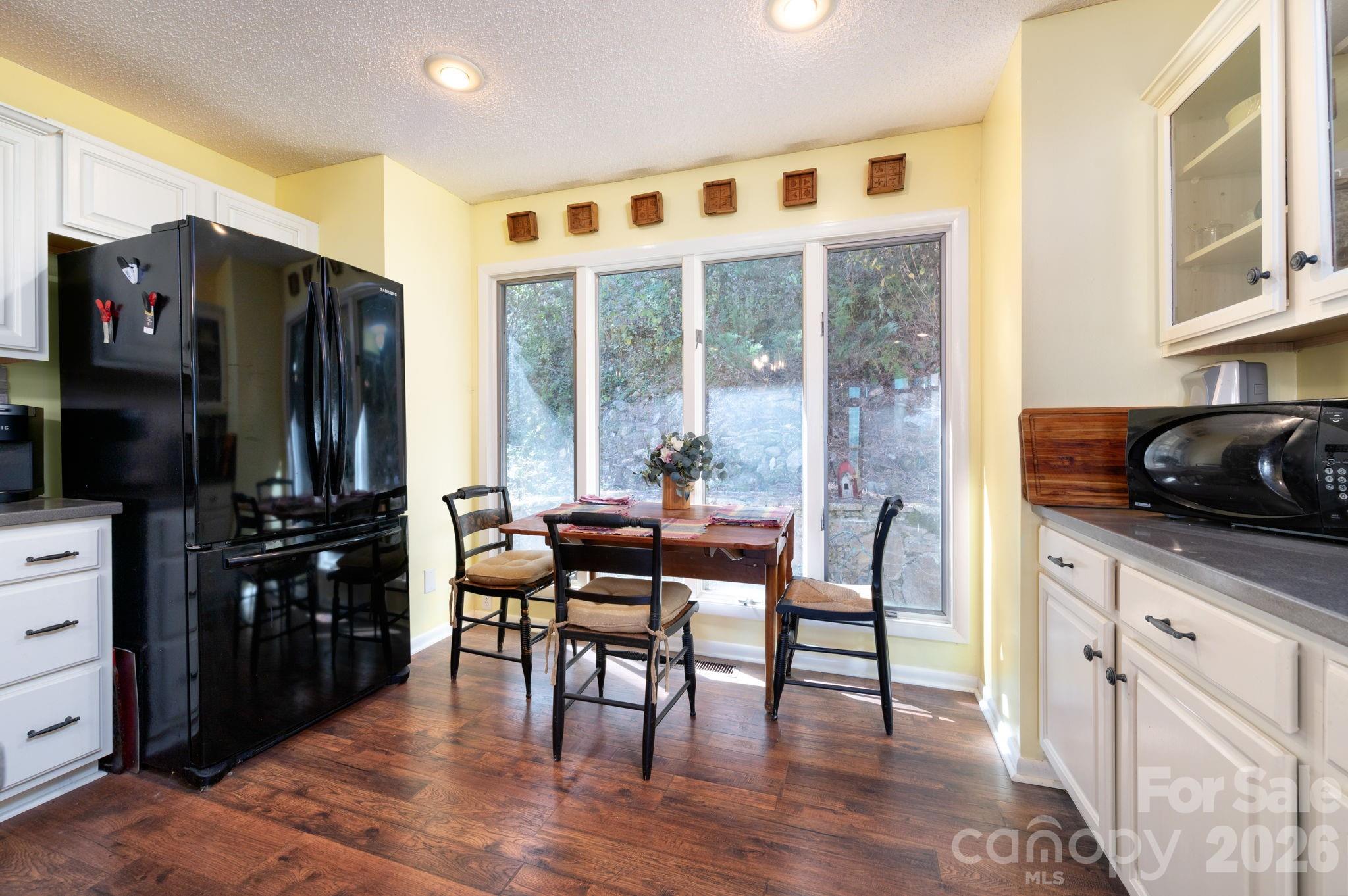 Wolf Laurel - Residential