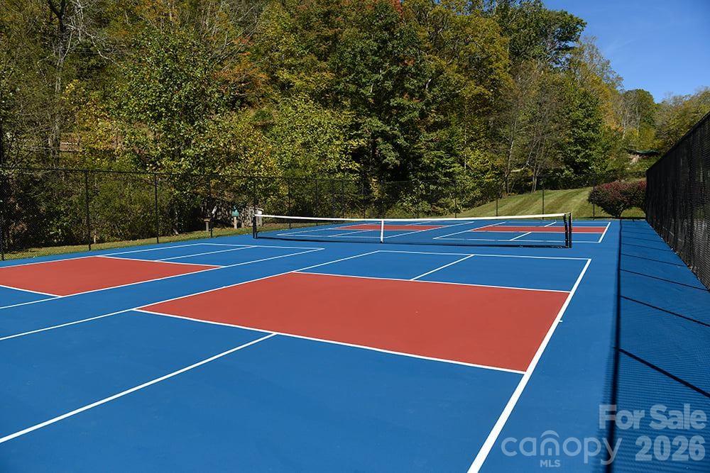 Wolf Laurel - Residential