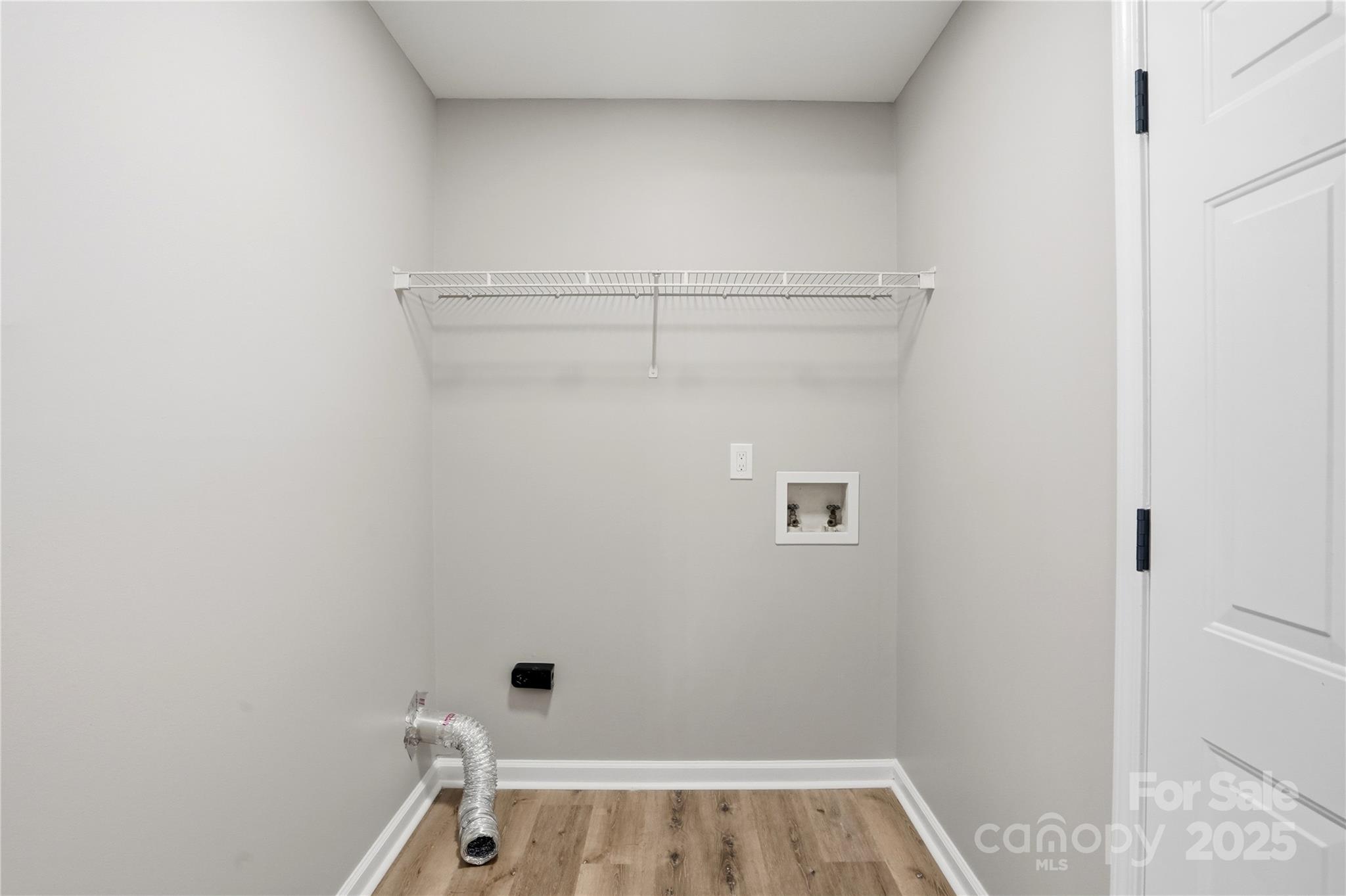 Jordans Pond - Residential