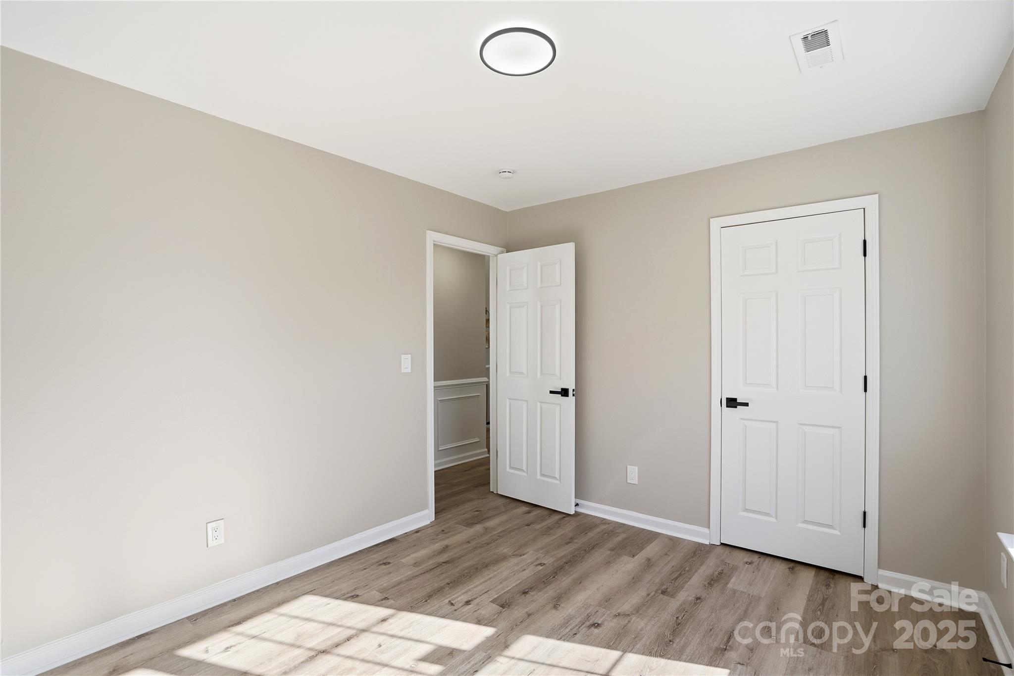 Jordans Pond - Residential